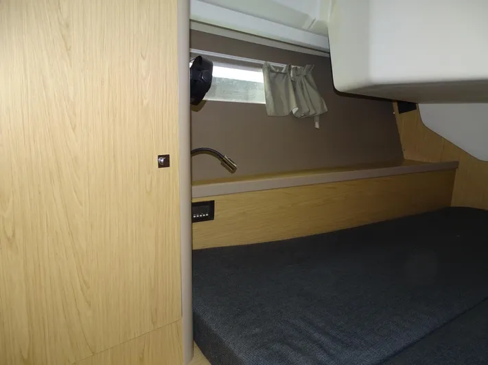 Jeannie Joy Yacht Photos Pics 