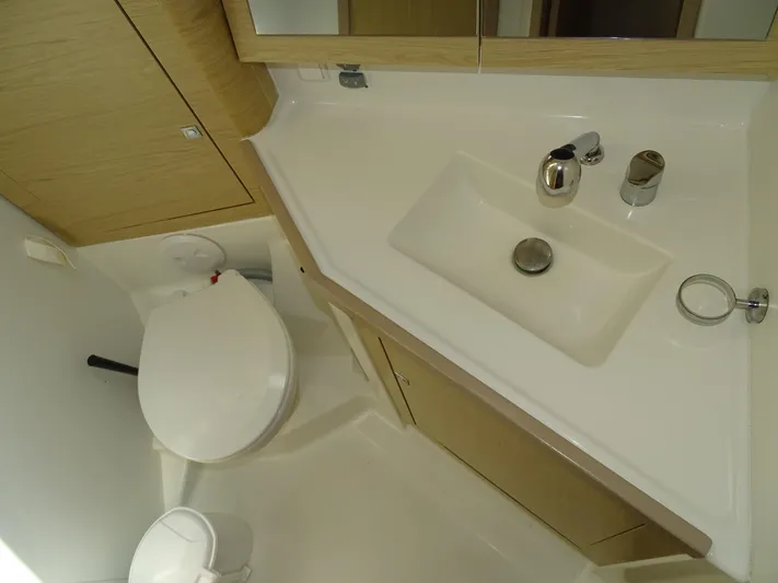 Jeannie Joy Yacht Photos Pics 