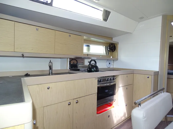 Jeannie Joy Yacht Photos Pics 