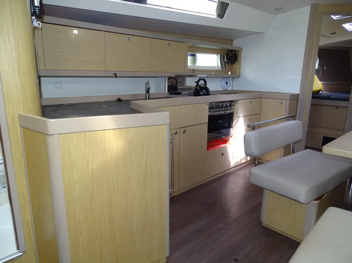 Jeannie Joy Yacht Photos Pics 