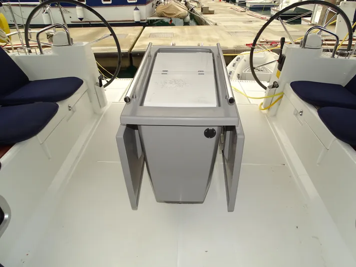 Jeannie Joy Yacht Photos Pics 