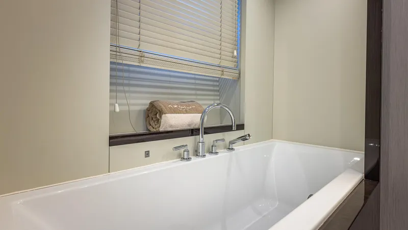 April Fools Yacht Photos Pics Luxurious bathtub in 2018 Azimut 80 Flybridge yacht bathroom.