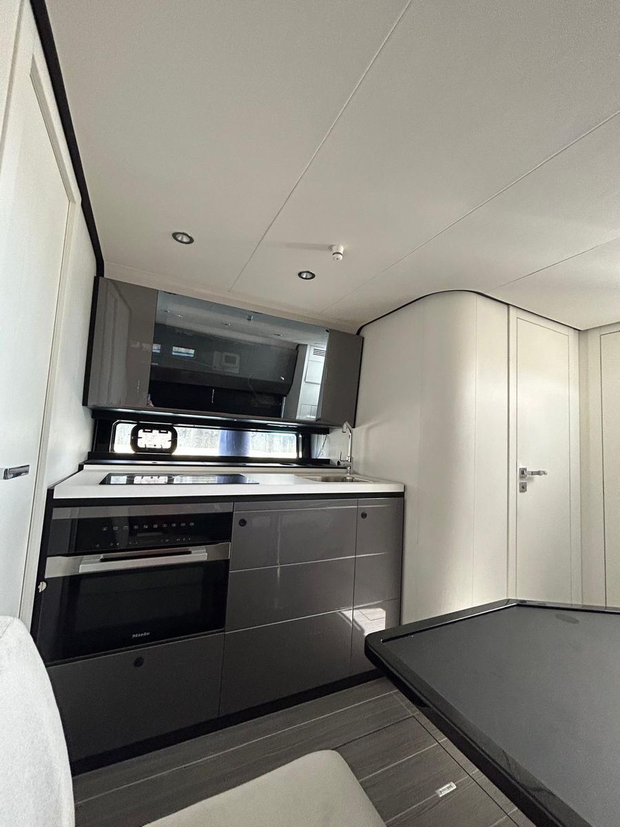 2024 Azimut 48 