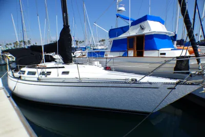 Catalina 38