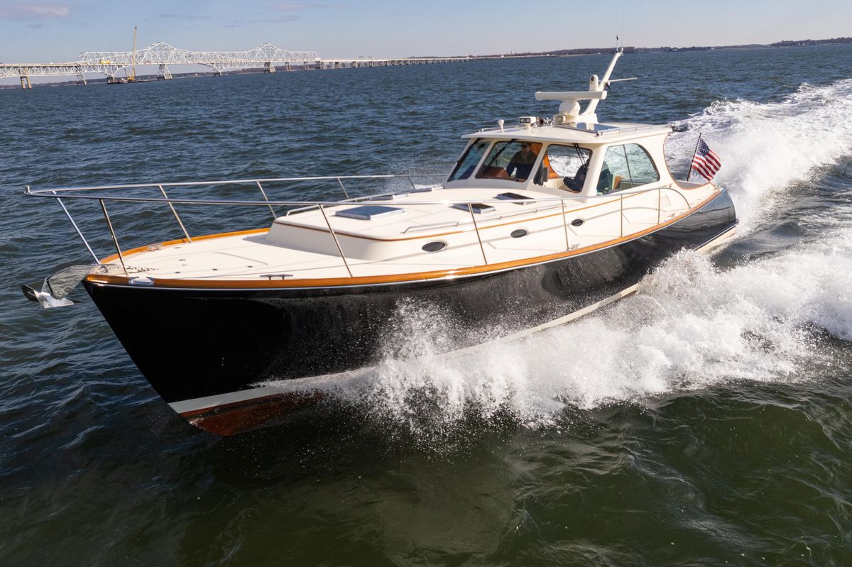 2010 Hinckley 44 