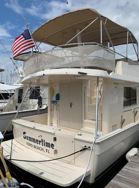 2005 Mainship 34 Trawler