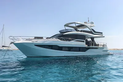 Galeon 640 Fly