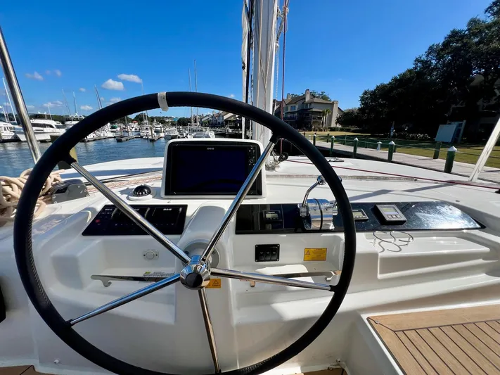 Eden Yacht Photos Pics 