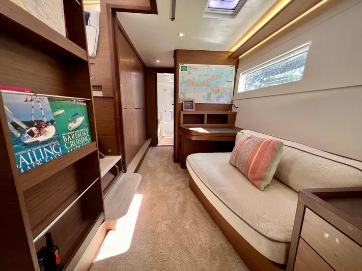 Eden Yacht Photos Pics 