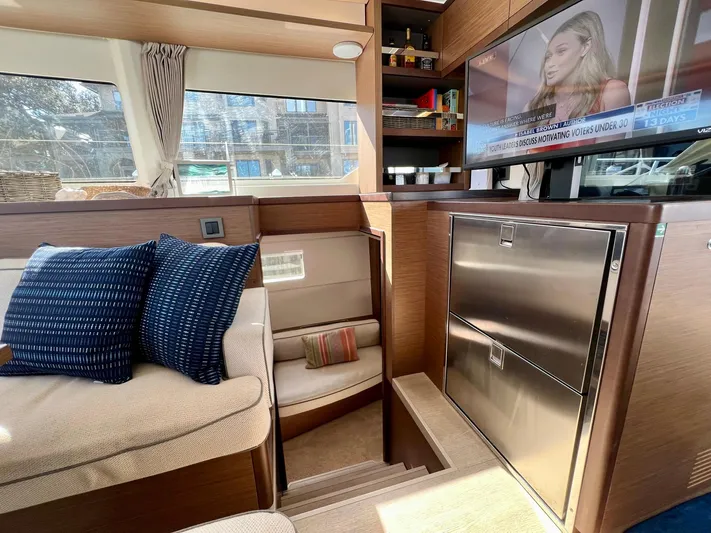 Eden Yacht Photos Pics 