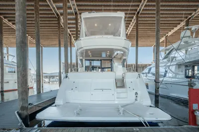 Carver 52 Command Bridge