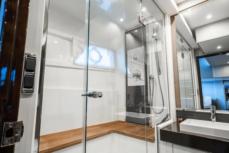 Telesto Yacht Photos Pics 