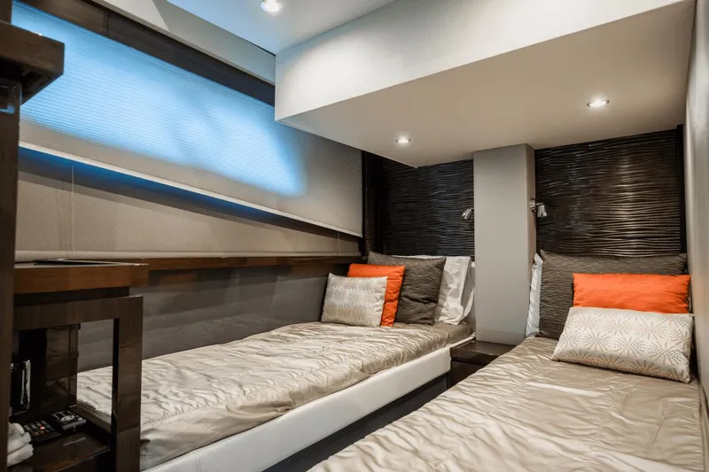 Telesto Yacht Photos Pics 