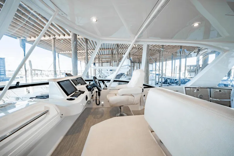 Telesto Yacht Photos Pics 