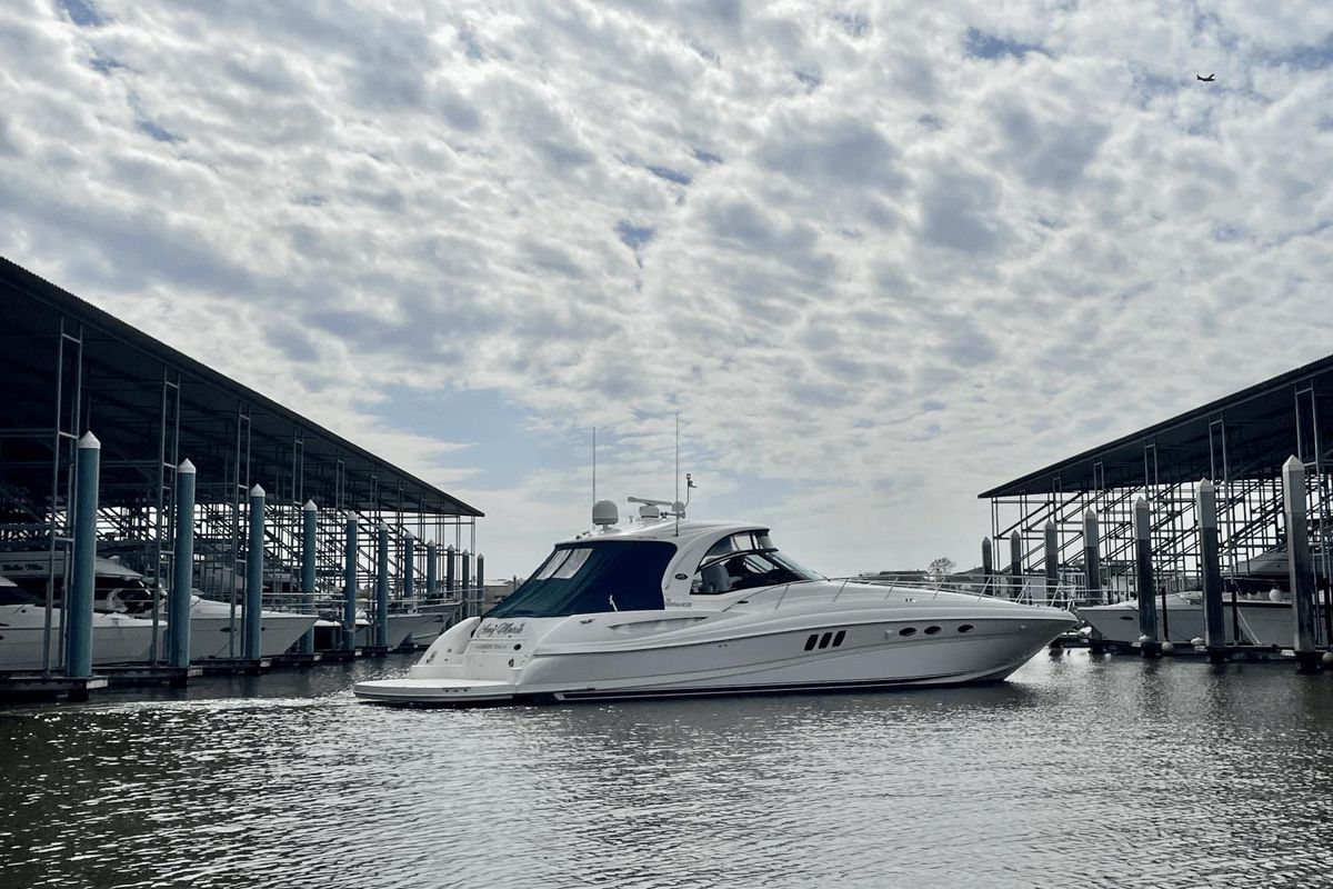 2009 Sea Ray 52 