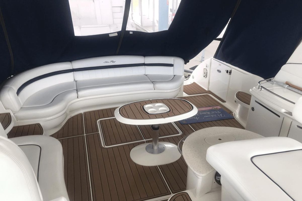 2009 Sea Ray 52 