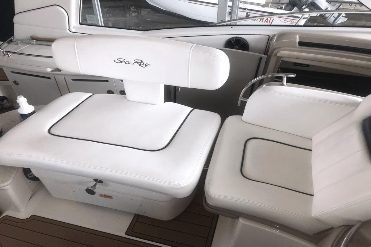 2009 Sea Ray 52 