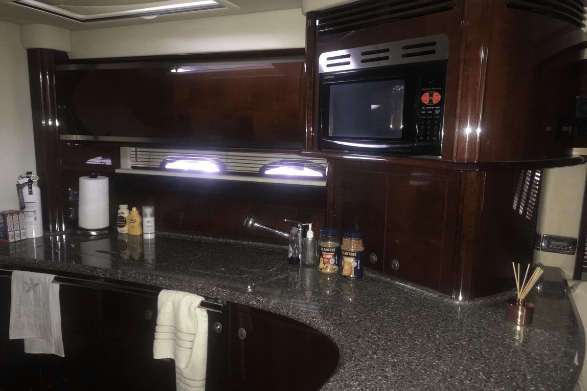 2009 Sea Ray 52 