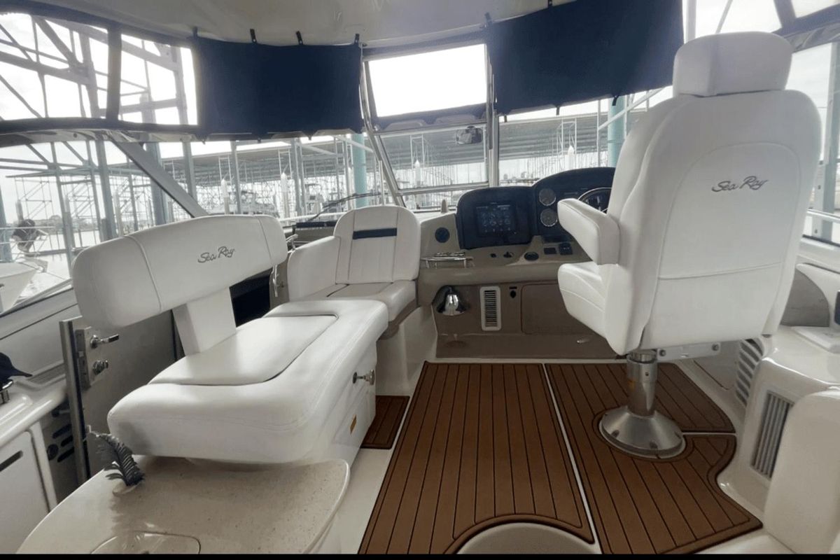 2009 Sea Ray 52 