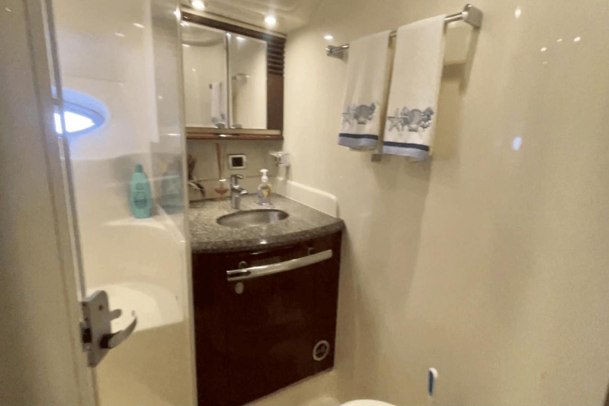 2009 Sea Ray 52 