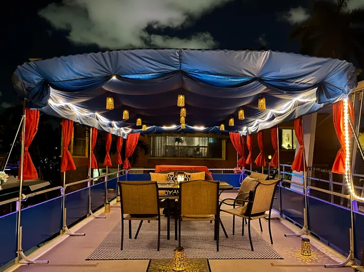 Amore Yacht Photos Pics 