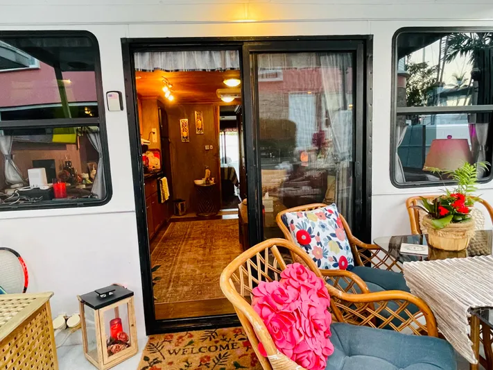 Amore Yacht Photos Pics 