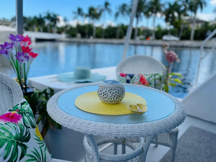 Amore Yacht Photos Pics 