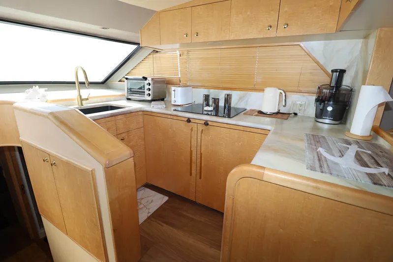 Aqua Alta Yacht Photos Pics 