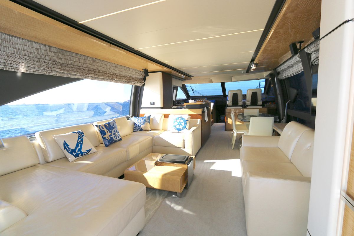 2019 Azimut 72 