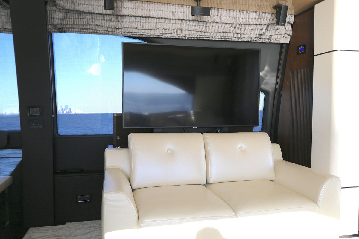 2019 Azimut 72 