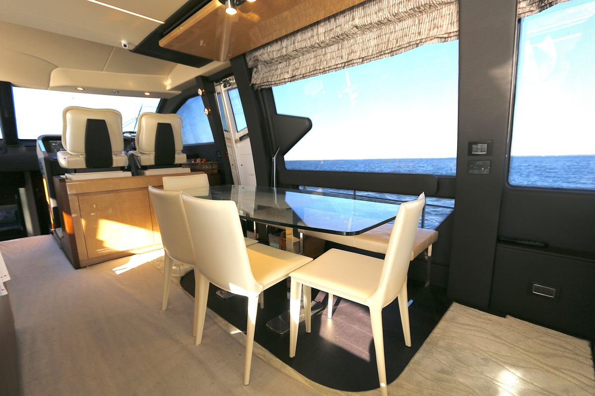 2019 Azimut 72 