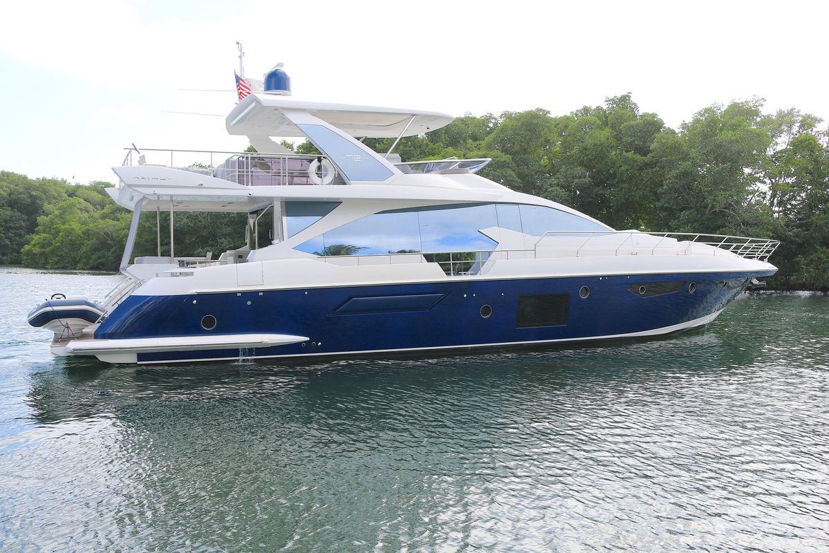 2019 Azimut 72 
