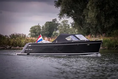 2025 Maxima 720 Retro