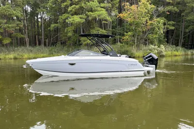 Cobalt R6 Outboard