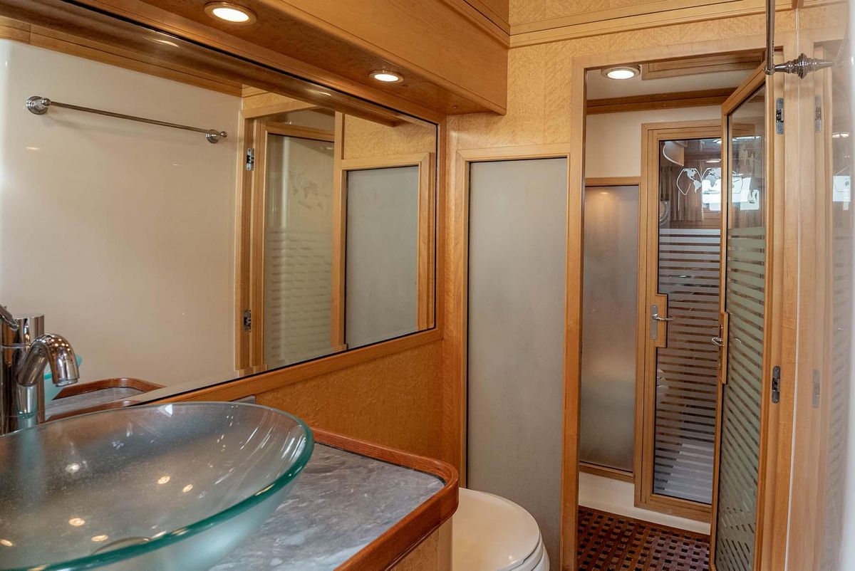 2006 Marlow 72 