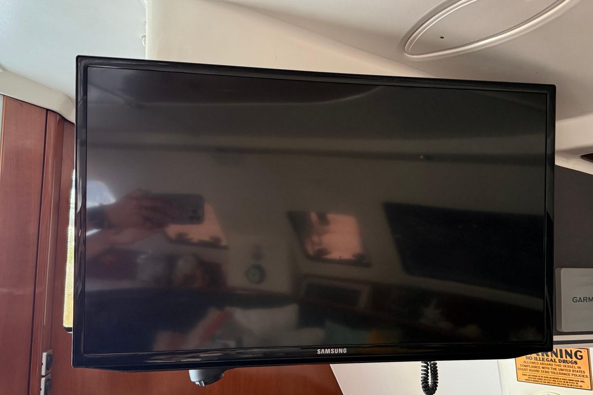 2005 Fountaine Pajot 46 