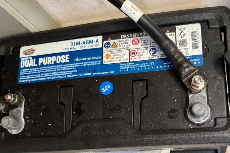 Thalassa Yacht Photos Pics Marine dual-purpose battery in a 2005 Fountaine Pajot Bahia 46 catamaran.