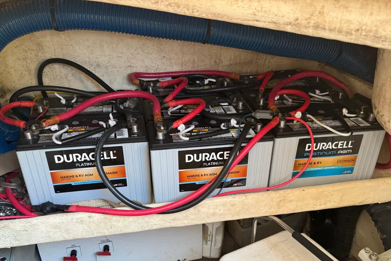 Thalassa Yacht Photos Pics Duracell marine batteries in a 2005 Fountaine Pajot Bahia 46 catamaran.