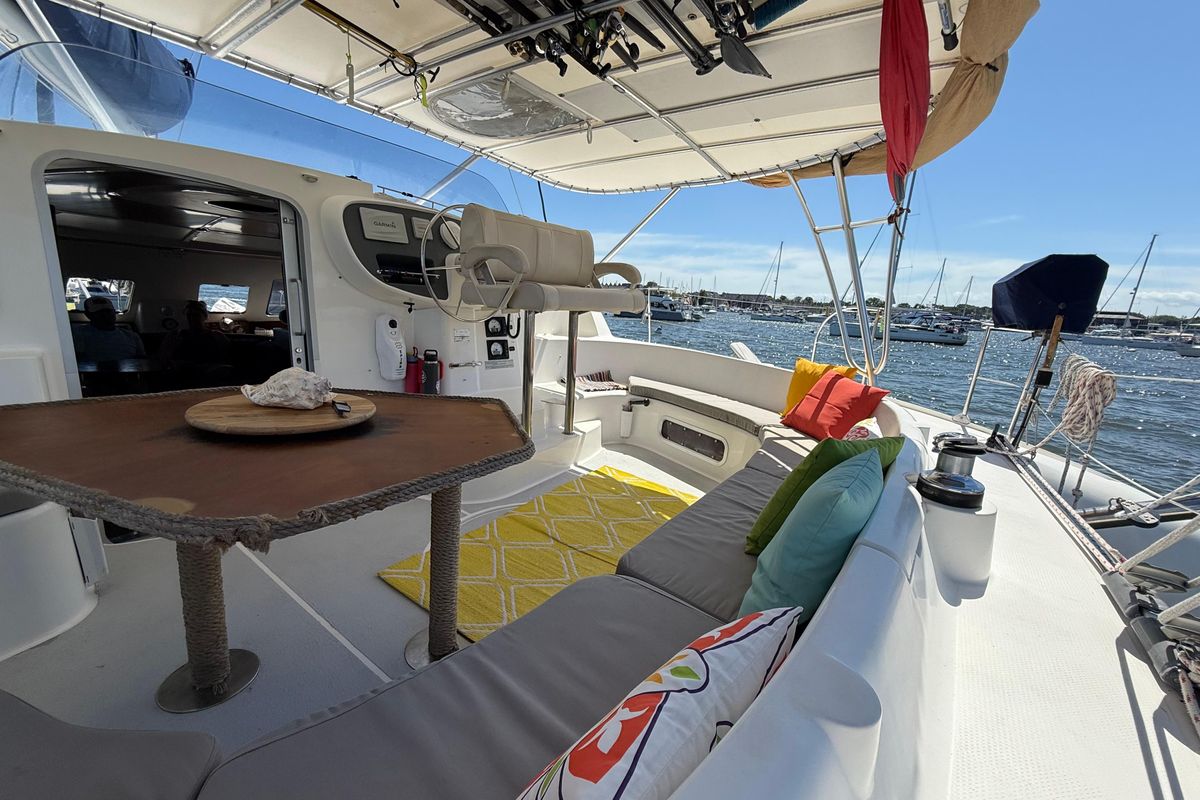 2005 Fountaine Pajot 46 