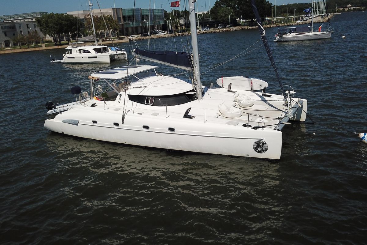 2005 Fountaine Pajot 46 