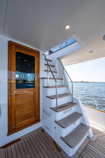 Carol Jean Yacht Photos Pics 