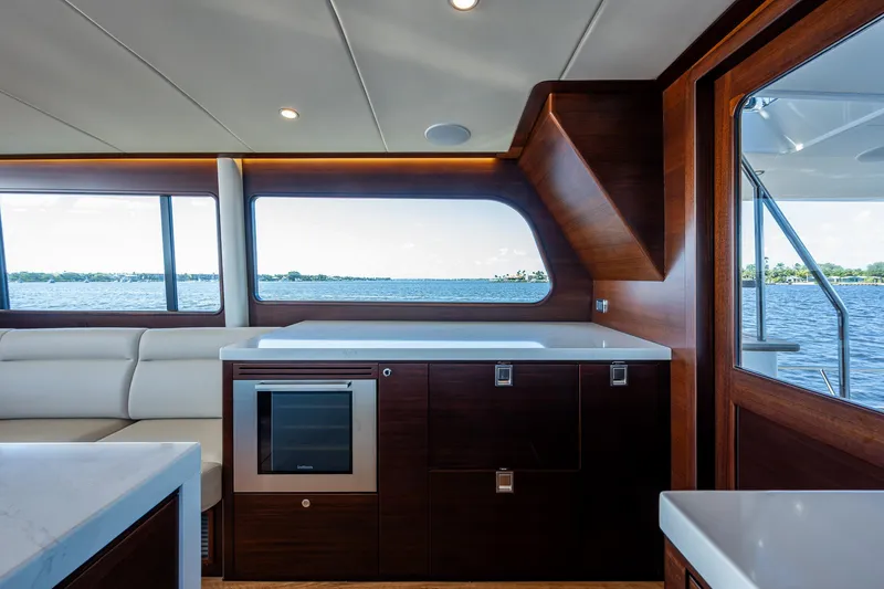 Carol Jean Yacht Photos Pics 