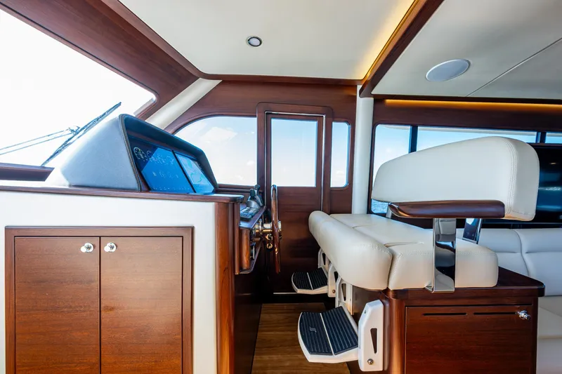 Carol Jean Yacht Photos Pics 