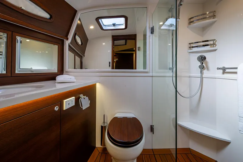 Carol Jean Yacht Photos Pics 