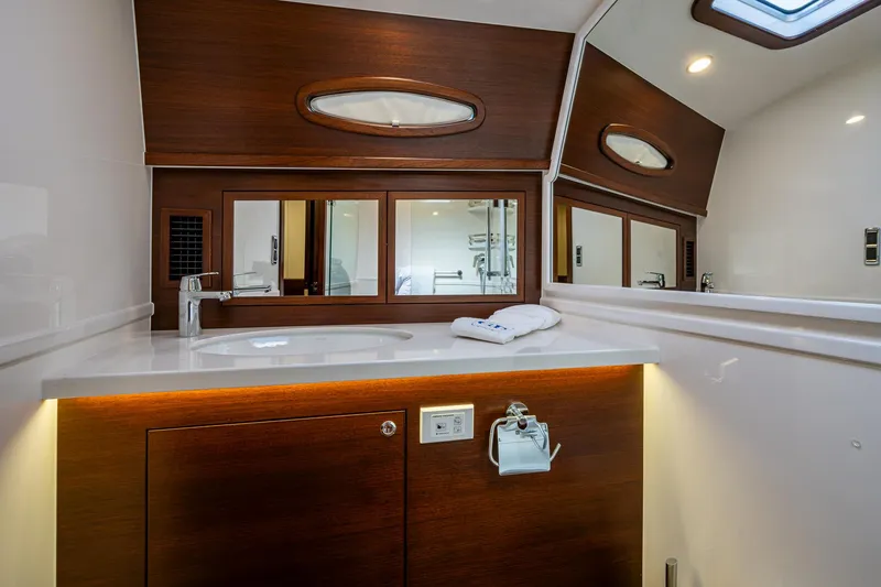 Carol Jean Yacht Photos Pics 