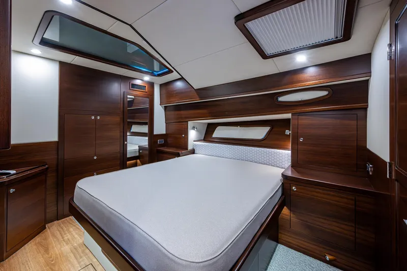 Carol Jean Yacht Photos Pics 