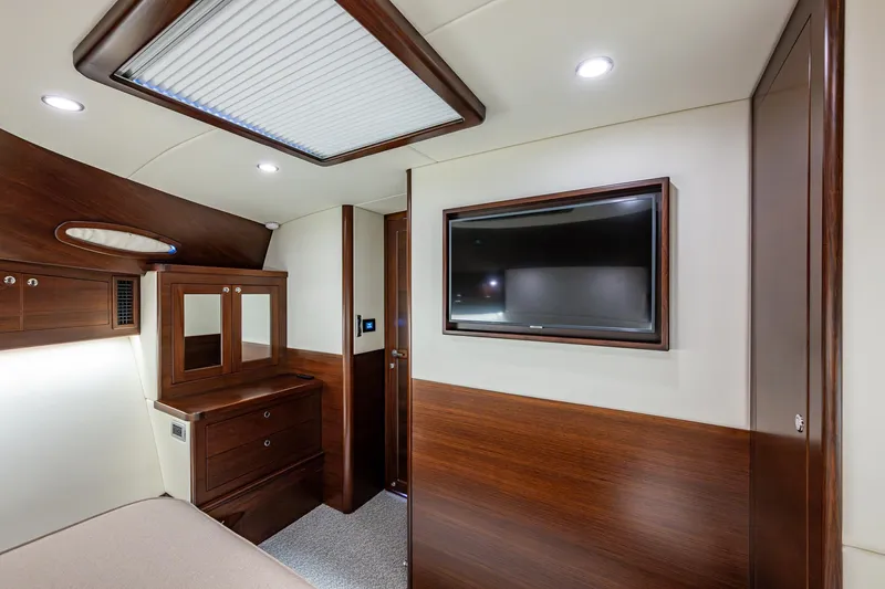 Carol Jean Yacht Photos Pics 