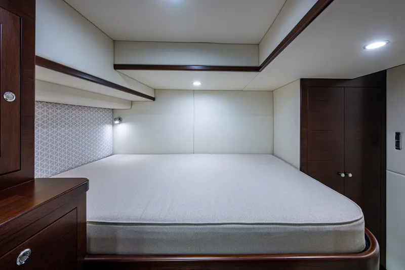 Carol Jean Yacht Photos Pics 