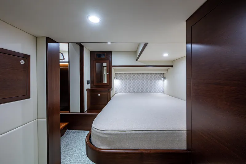 Carol Jean Yacht Photos Pics 