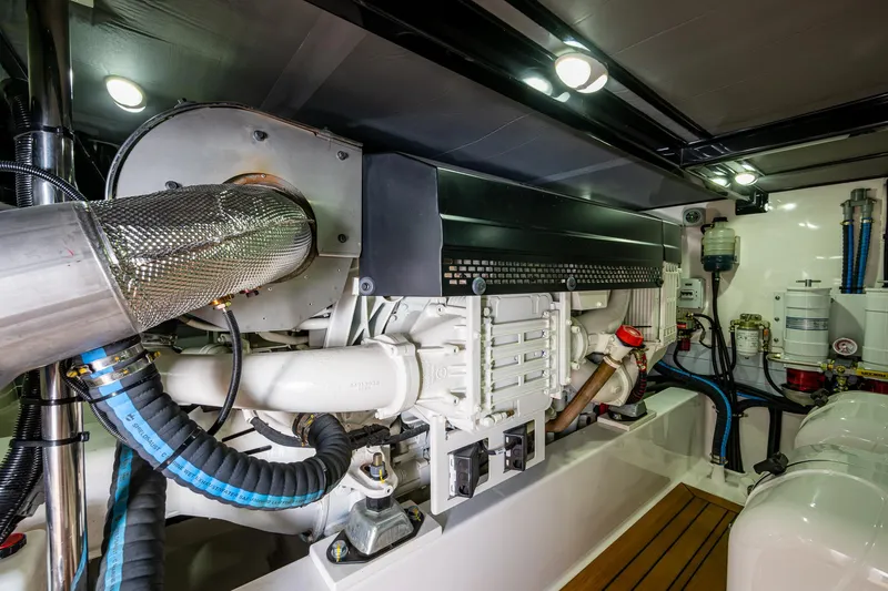 Carol Jean Yacht Photos Pics 